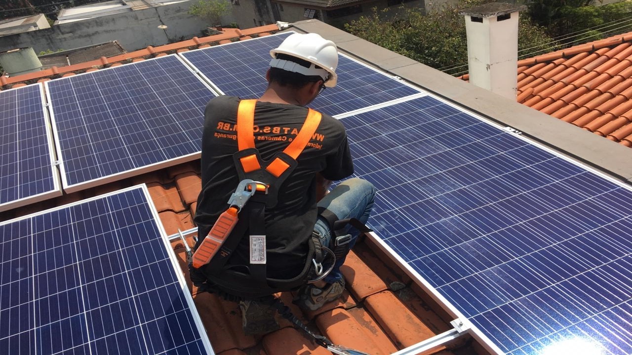 CONSULTORIA TÉCNICA, ELABORAÇÃO DE PROJETOS PARA INSTALAÇÃO DE ENERGIA SOLAR 